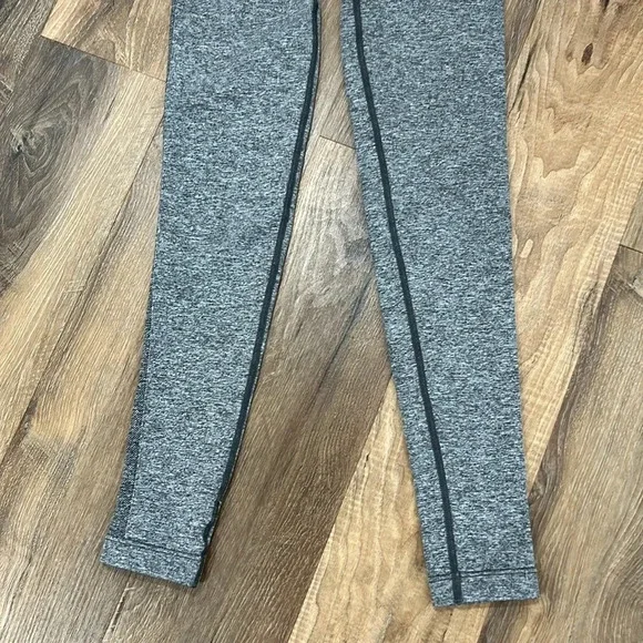 Gymshark Gray and purple leggings. Unknown size see measurements maybe XS - Picture 10 of 16